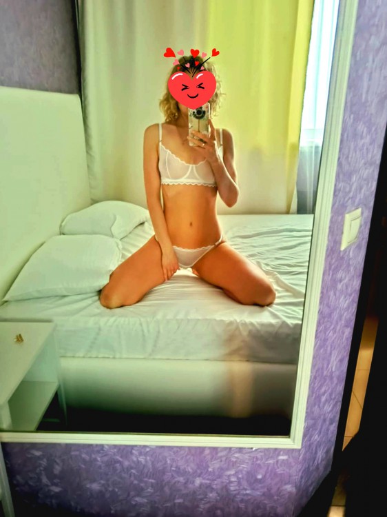 Отчётик мужу из отеля, пока красавчик любовник в душе;)!!!