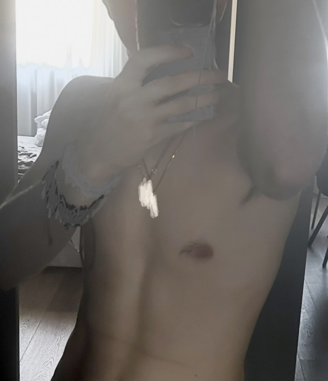 Мужское body torso стройное body young guy
